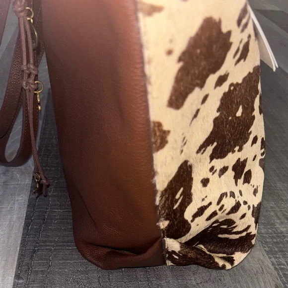 Lucky Brand Brown and Cream Cowhide Tote - Picture 10 of 14